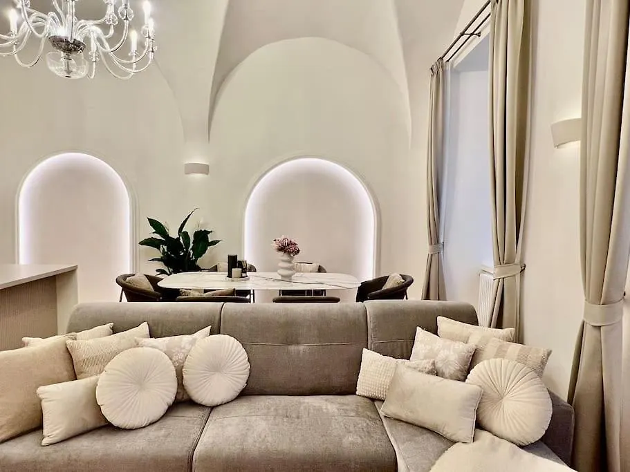 Arch Iv. Apartment Prague